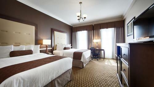 Best Western Plus San Pedro Hotel & Suites