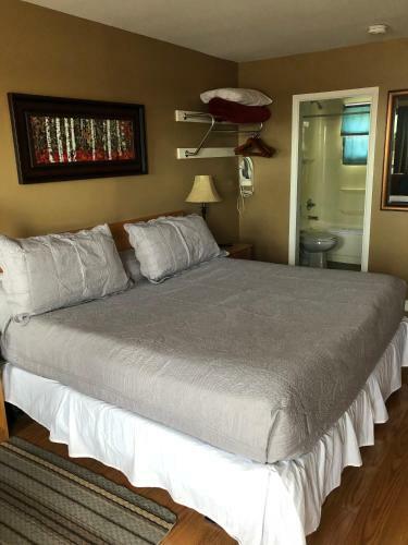 Anchor Motel And Suites