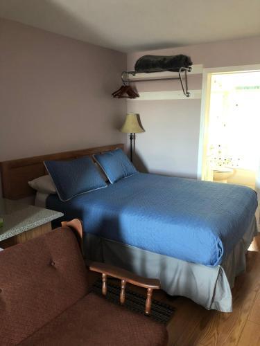 Anchor Motel And Suites