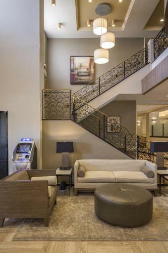 The Plaza Suites Hotel