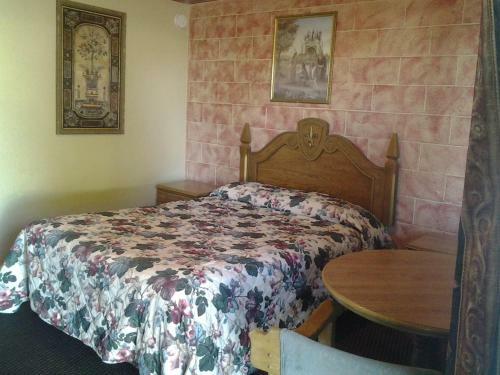 Holiday Motel - Santa Maria