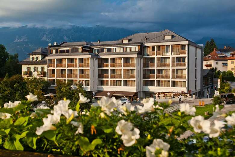 Best Western Lovec Premier Hotel