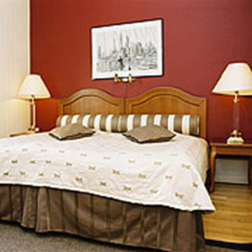 Clarion Hotel Plaza