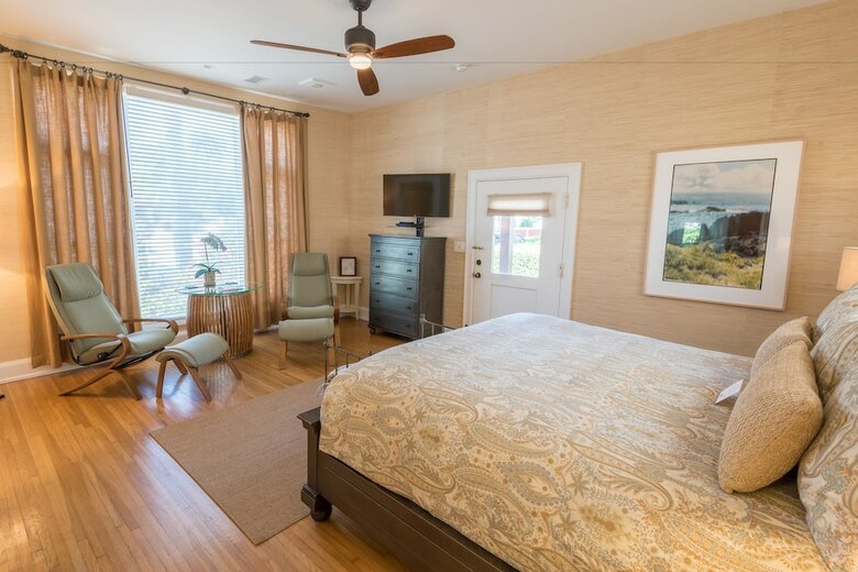 Posada Harbor House Inn