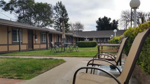 Viking Motel