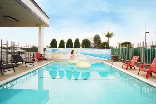 Hotel Knights Inn - Stanton