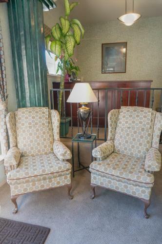Motel Redwood Inn