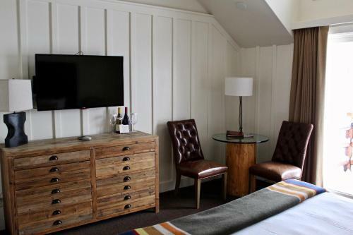 Hotel Sunnyside Resort And Lodge
