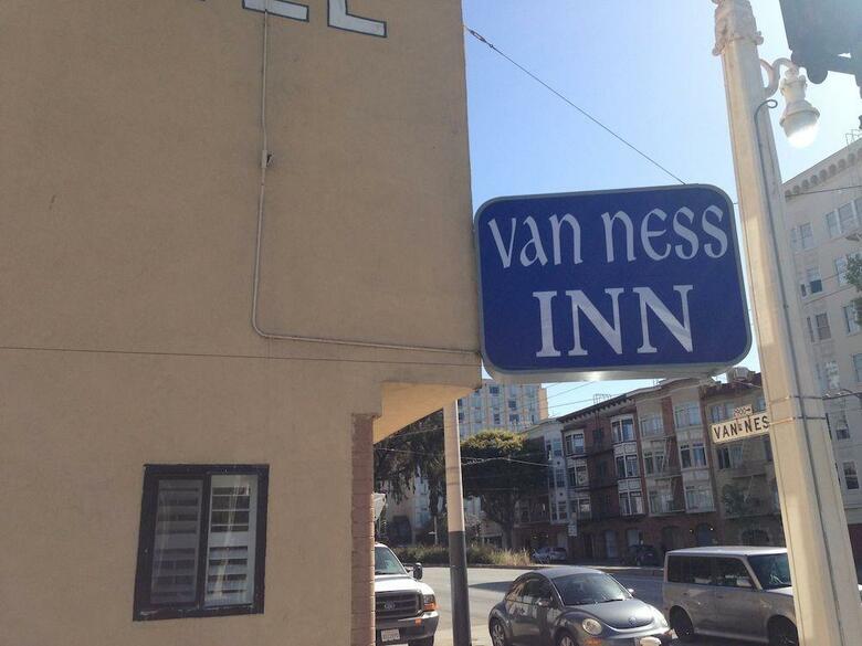 Motel Van Ness Inn