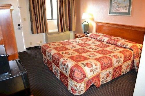 Motel Van Ness Inn