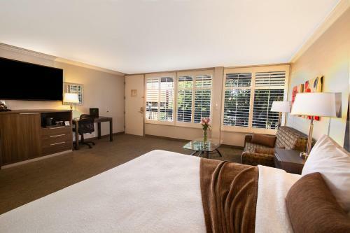 Palm Garden Hotel