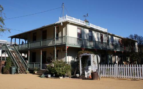 The Hotel Temecula