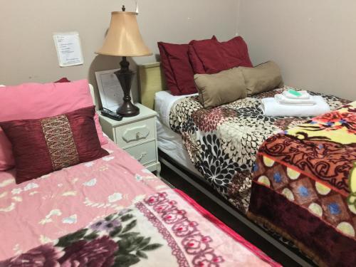 Hostal White House Bed And Breakfast