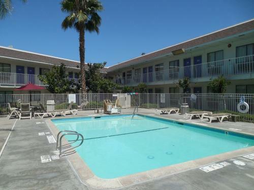 Motel 6 Temecula - Historic Old Town