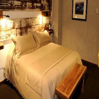 968 Park Hotel