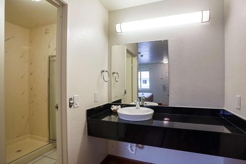 Motel 6 Ventura Downtown