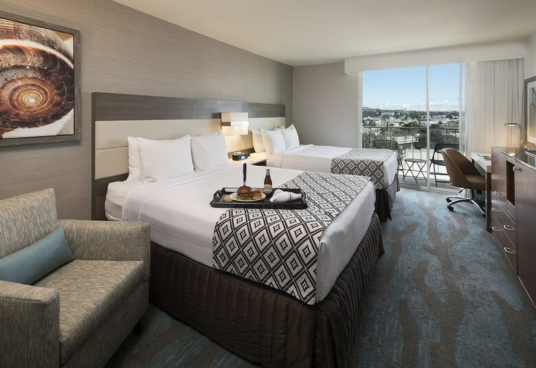 Crowne Plaza Hotel Ventura Beach