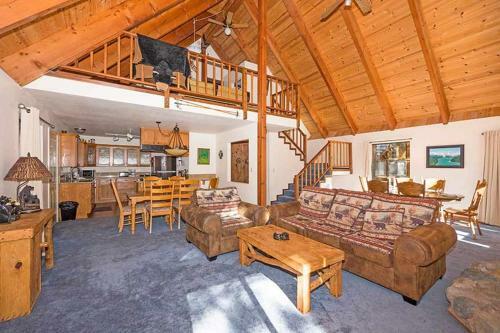 Bella Coola Drive Holiday Home