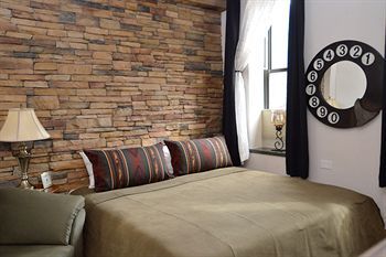 Aparthotel Independence Square Lodge By Frias