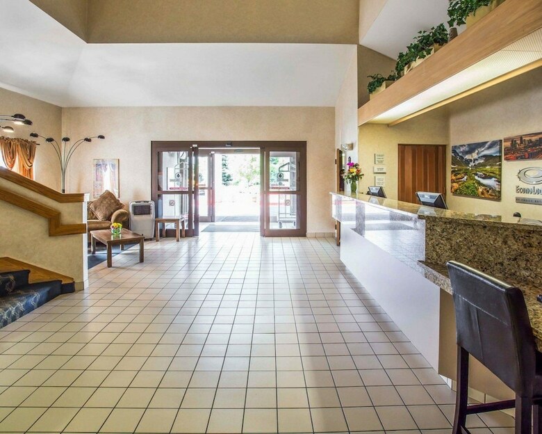 Hotel Econo Lodge Denver International Airport