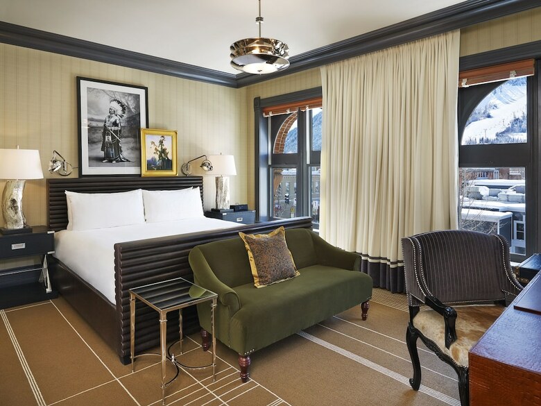 Hotel Jerome, An Auberge Resort