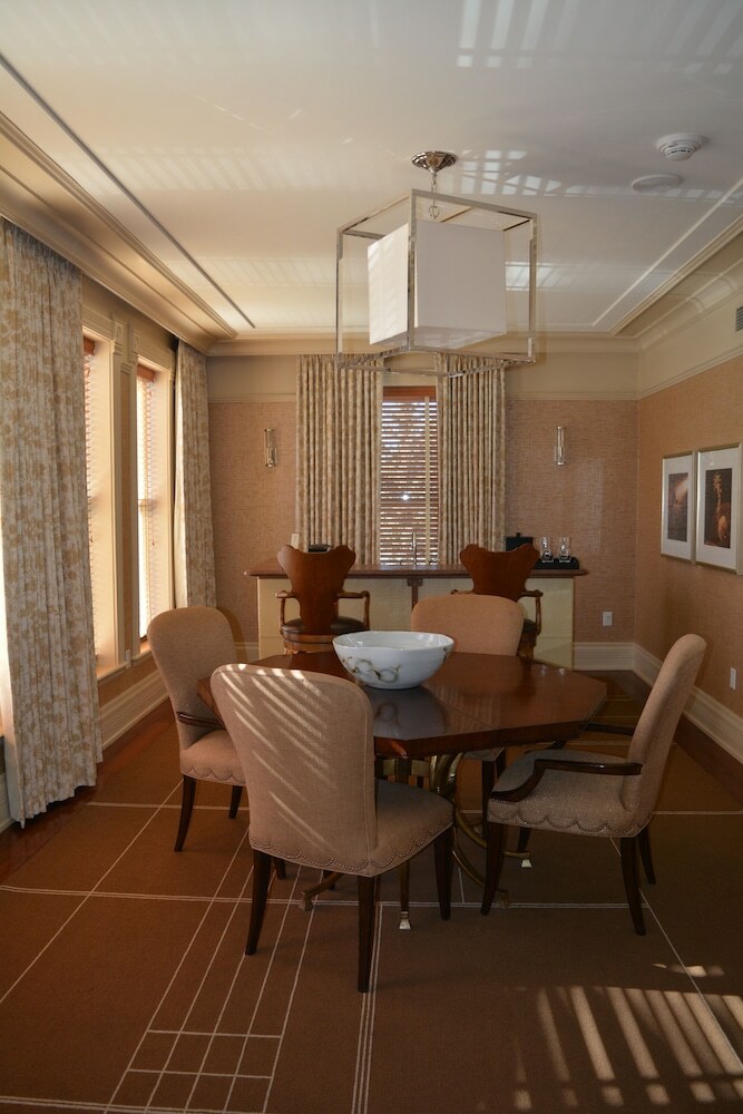 Hotel Jerome, An Auberge Resort