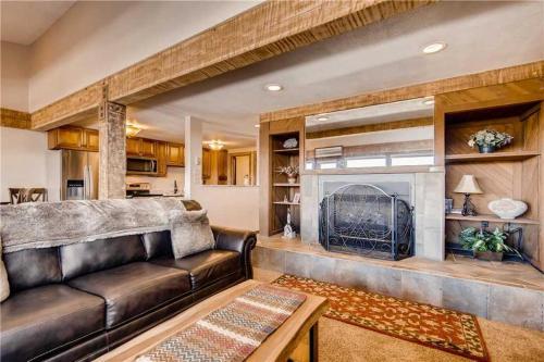 Apartamentos Goldpoint By Peak Property Management