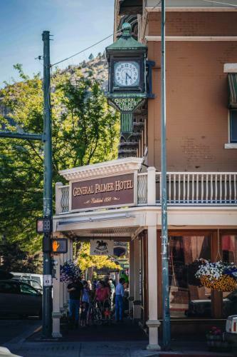 General Palmer Hotel