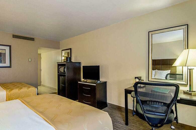 Hotel Quality Inn & Suites Denver Stapleton