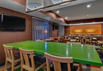 Hotel Aspen Suites