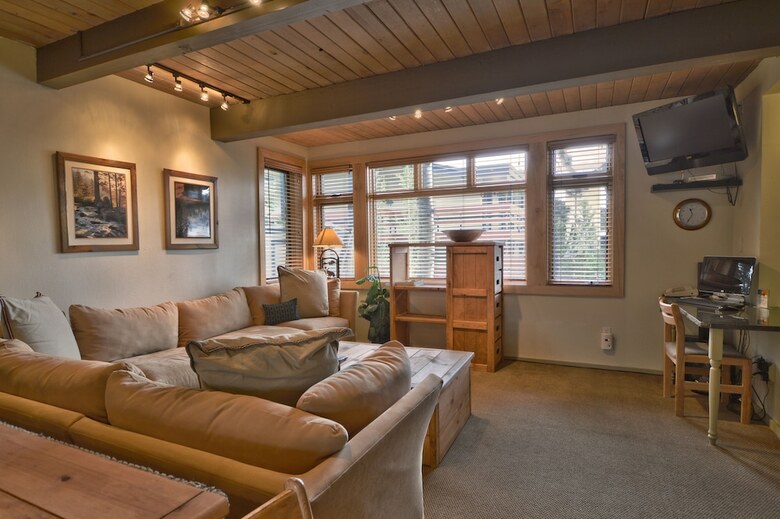Aparthotel Aspenwood, A Destination Residence
