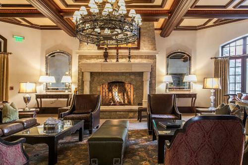 Hotel Arrabelle 568 By Exclusive Vail Rentals