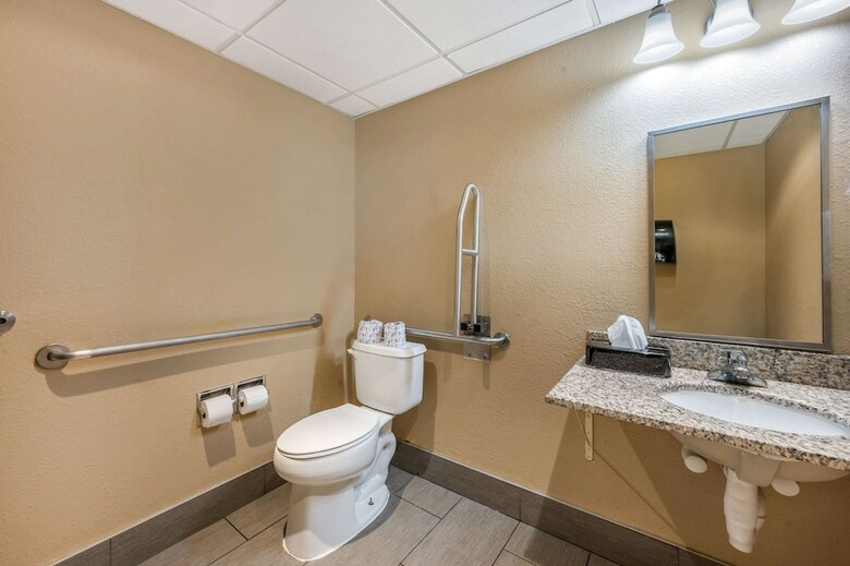 Hotel Comfort Inn And Suites East Hartford