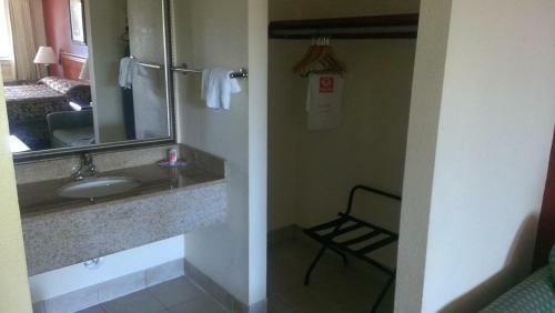 Motel Econo Lodge Norwalk