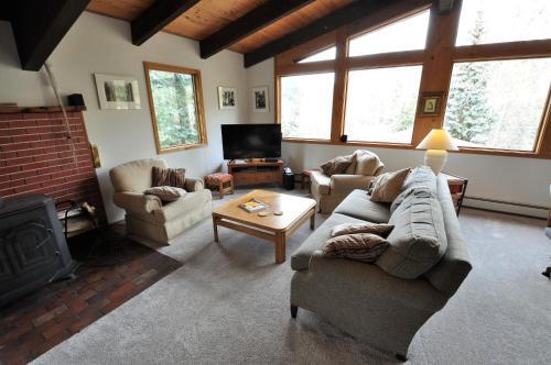 Europeanchalet Style Home