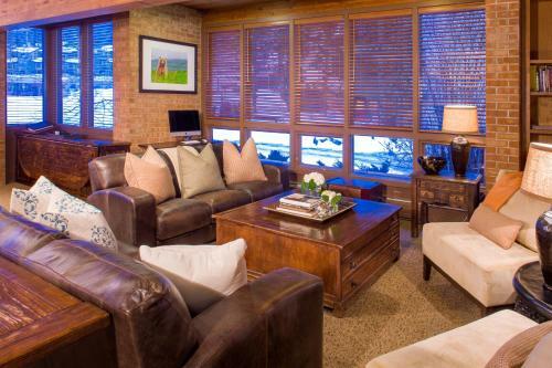 Hotel Snowmass Mountain Chalet