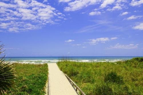 Hotel Wakulla Two Bedroom Suites Resort
