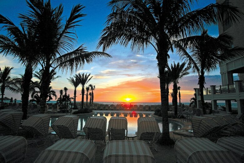 Hotel Sandpearl Resort