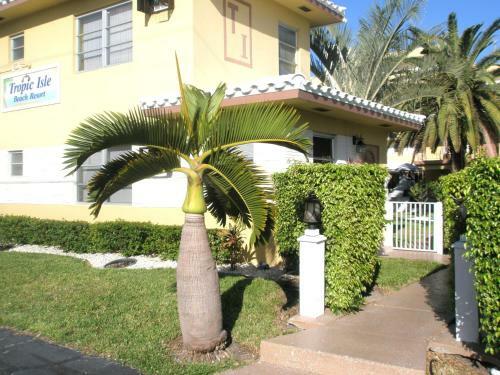 Motel Tropic Isle Beach Resort