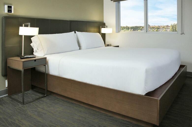 Hotel Element Miami Doral