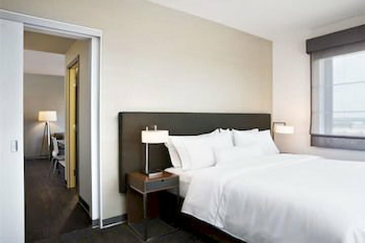 Hotel Element Miami Doral