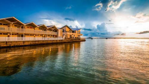 Hotel Best Western Plus Yacht Harbour Inn
