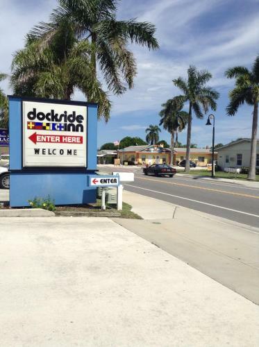 Hotel Dockside Inn & Resort
