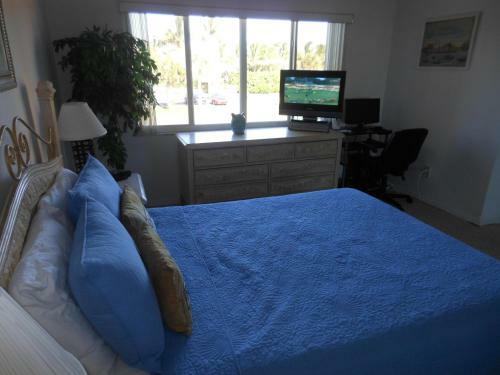 Ocean Village Ocean Villas II 722