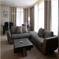 Royal Square Hotel And Suites