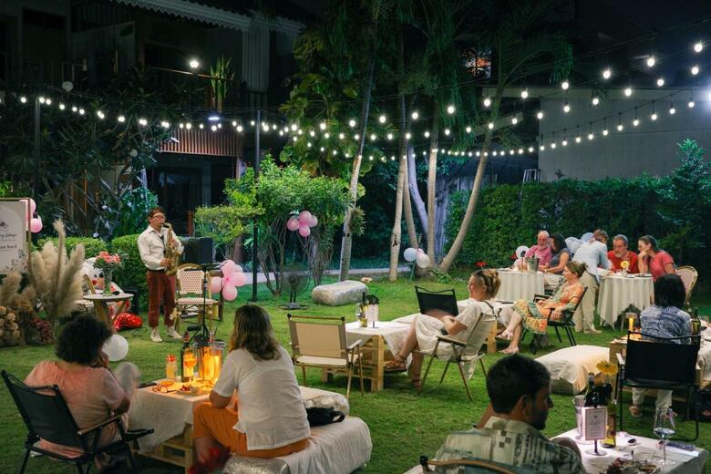 Hotel Buri Gallery House And Resort