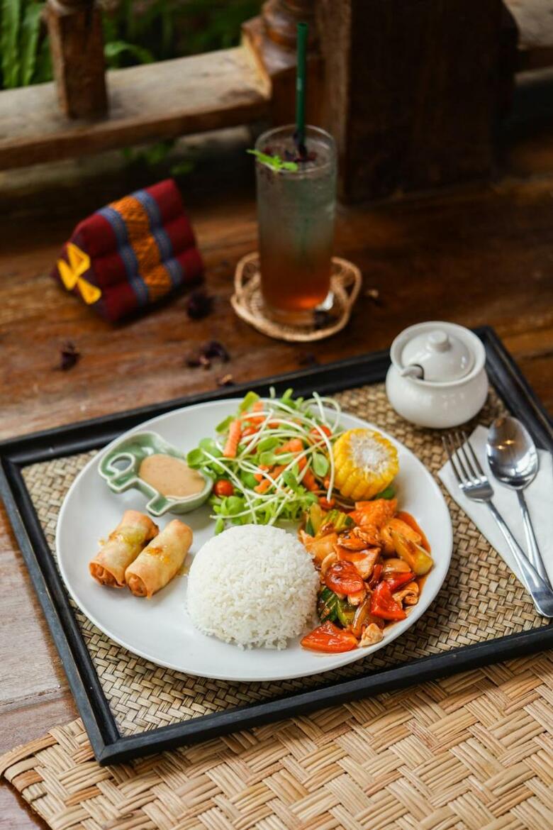 Hotel Buri Gallery House And Resort