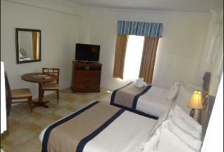 Hollywood Beach Apartment