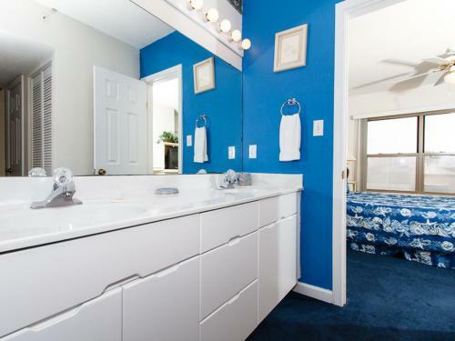 Apartamento Emerald Towers West 1003
