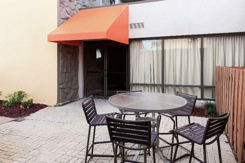 Hotel Hampton Inn Oceanfront Jacksonville Beach